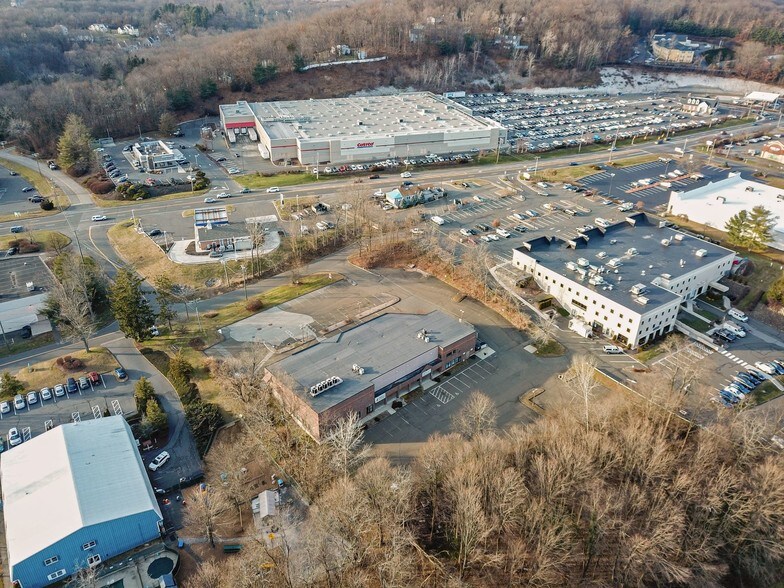 117 Old State Rd, Brookfield, CT for sale - Building Photo - Image 1 of 1