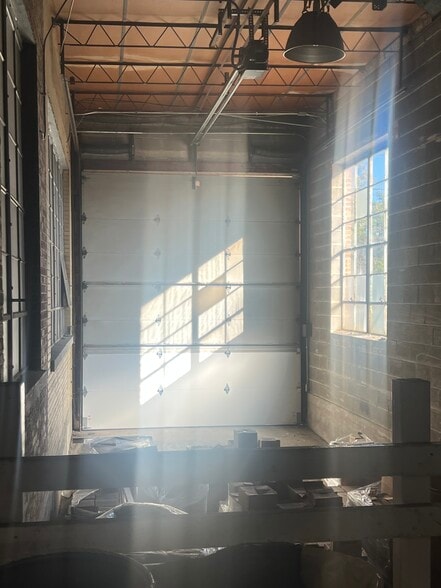 3500-3504 River Road portfolio of 2 properties for sale on LoopNet.com - Building Photo - Image 2 of 38