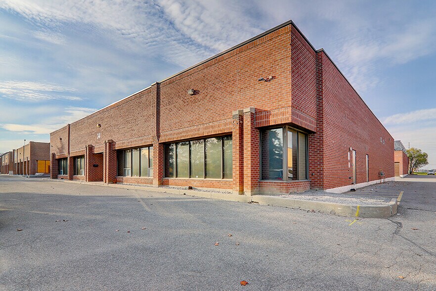 34 Riviera Dr, Markham, ON L3R 5M1 Industrial for Lease