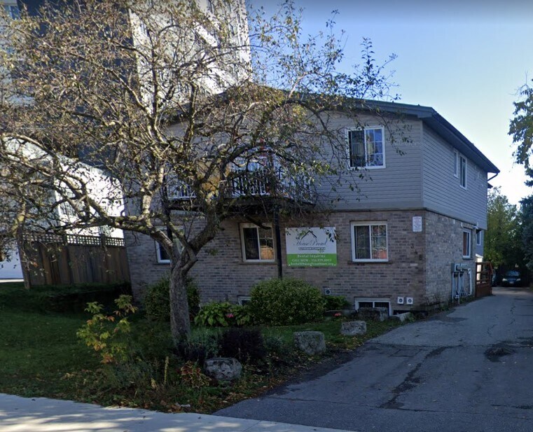 348 Spruce St, Waterloo, ON for sale Primary Photo- Image 1 of 1