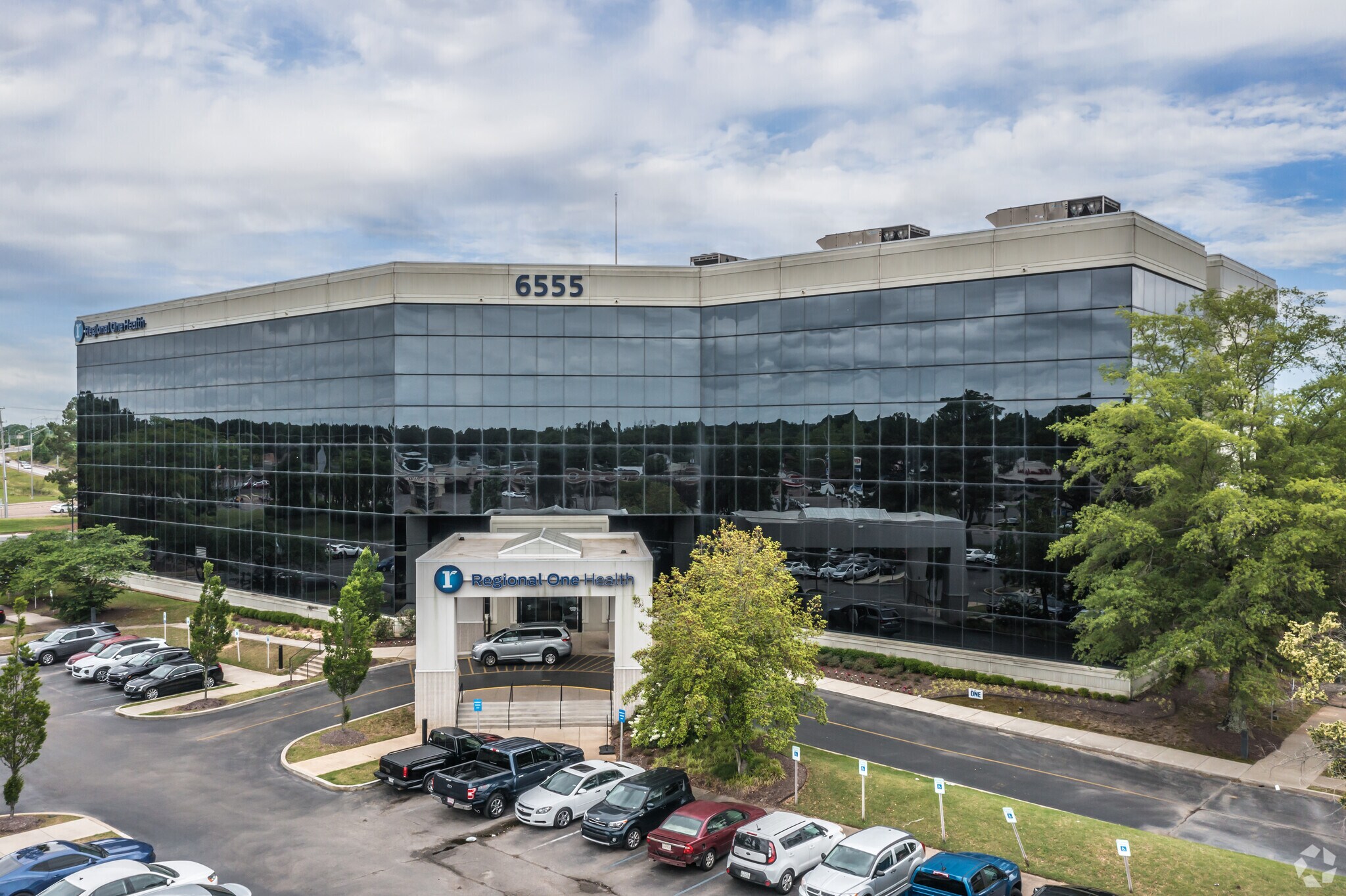 6555 Quince Rd, Memphis, TN for sale Primary Photo- Image 1 of 18