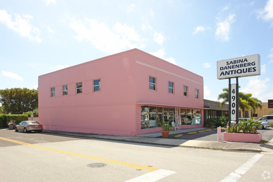4900 S Dixie Hwy, West Palm Beach, FL for lease - Primary Photo - Image 2 of 3