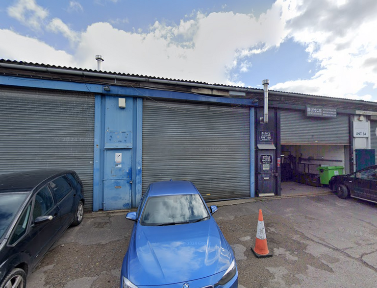 Crabtree Rd, Egham for lease - Building Photo - Image 1 of 1