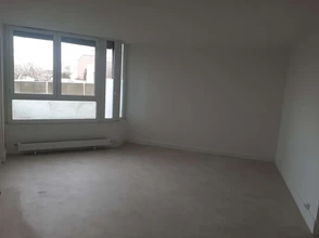 Office in Nanterre for lease Interior Photo- Image 2 of 4