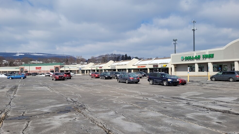 1600-1636 Green Ridge St, Scranton, PA for lease - Building Photo - Image 3 of 8