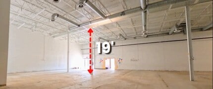 6902-6958 Garth Rd, Baytown, TX for lease Interior Photo- Image 1 of 1