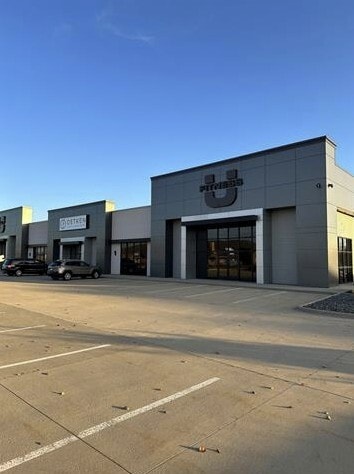 1082 Cedar Cross Rd, Dubuque, IA for lease - Primary Photo - Image 1 of 1