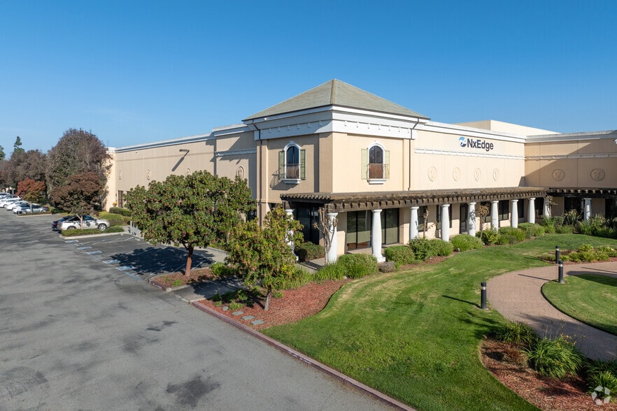 925 Lightpost Way, Morgan Hill, CA for lease - Building Photo - Image 3 of 4