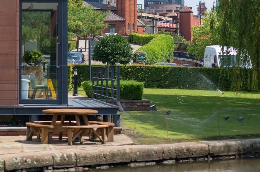 21 Castle St, Manchester for lease - Building Photo - Image 2 of 6