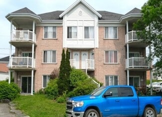 More details for Portfolio Monts Sutton – Multifamily for Sale, Sherbrooke, QC