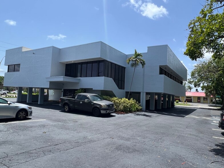 6191 W Atlantic Blvd, Margate, FL for lease - Building Photo - Image 1 of 7