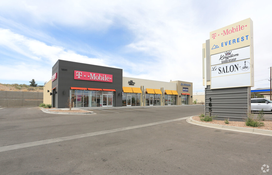 1651 Main St, Los Lunas, NM for lease - Primary Photo - Image 3 of 8