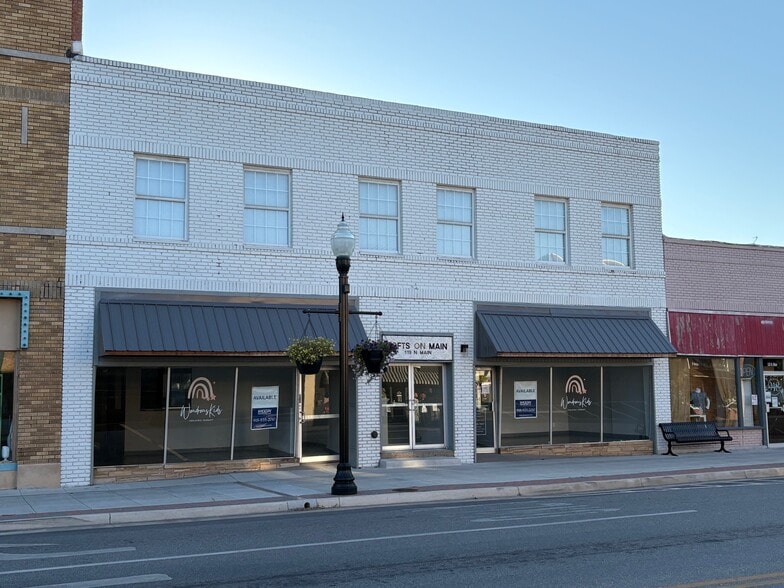 117-119 N Main St, Sand Springs, OK for lease - Building Photo - Image 2 of 13