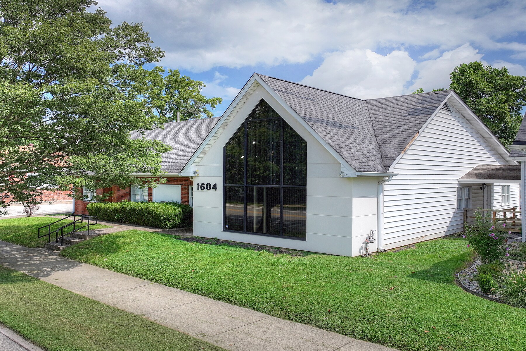 1604 State St, New Albany, IN for sale Building Photo- Image 1 of 27