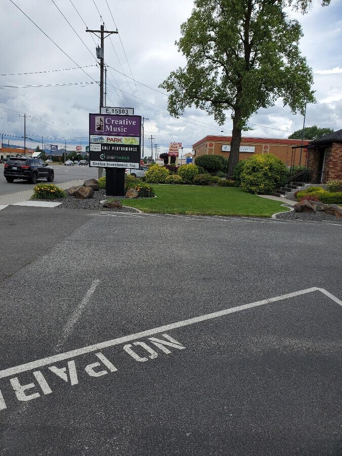 15803 E Sprague Ave, Veradale, WA 99037