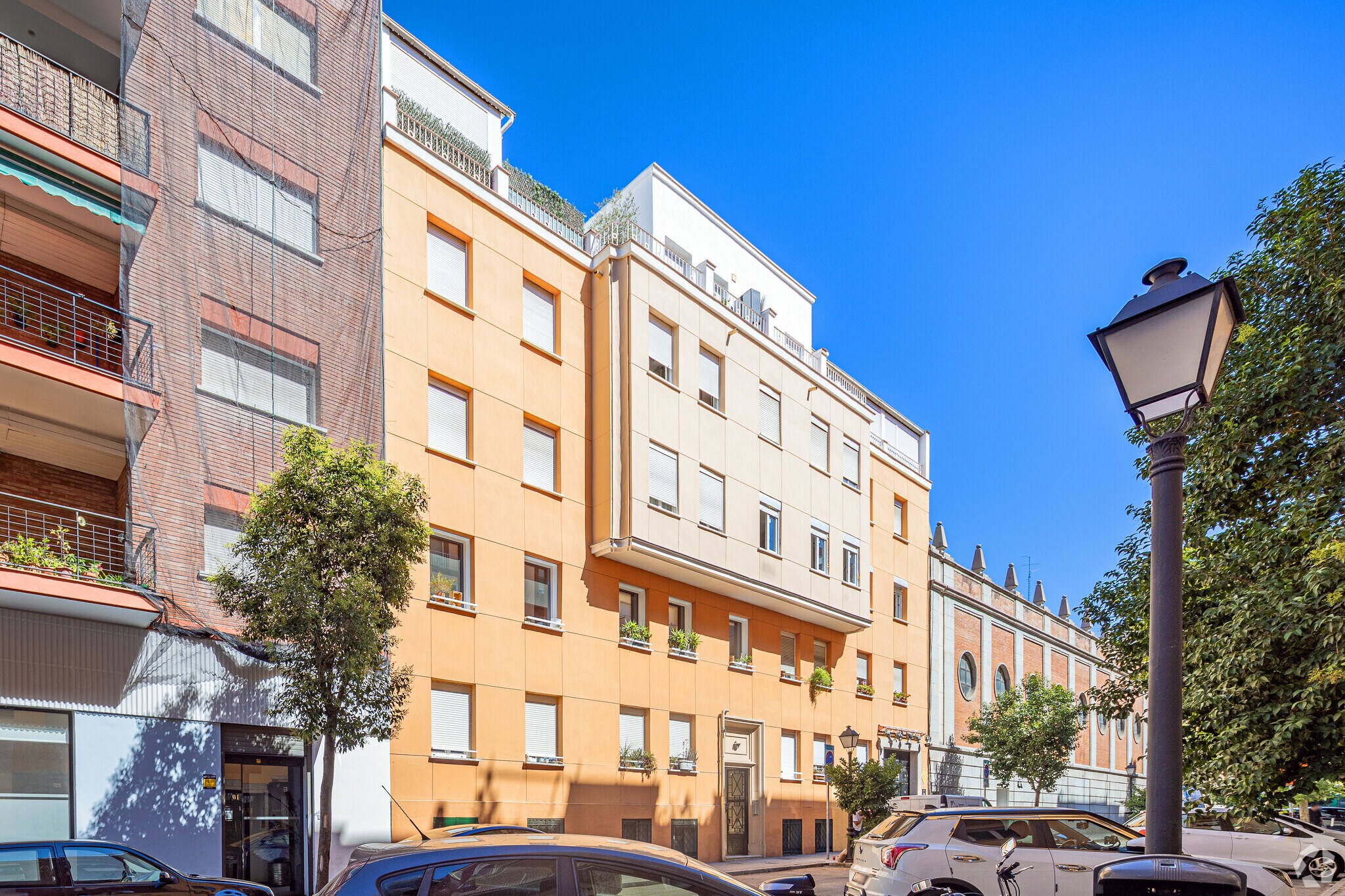 Calle Coslada, 7, Madrid, Madrid for sale Primary Photo- Image 1 of 1