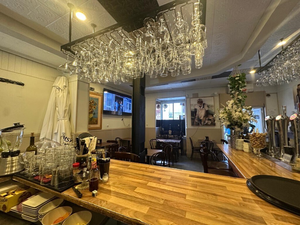Retail in Madrid, Madrid for lease Interior Photo- Image 1 of 8
