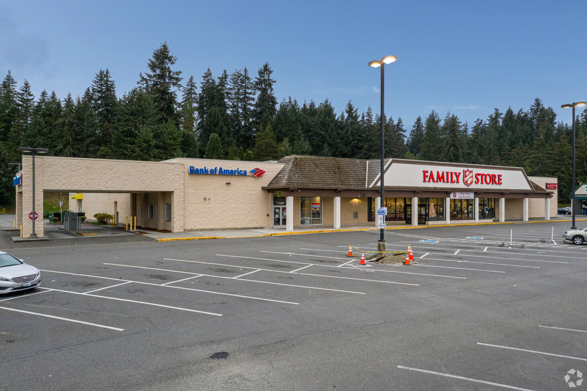 15300-15407 Westminster Way N, Shoreline, WA for sale Primary Photo- Image 1 of 1