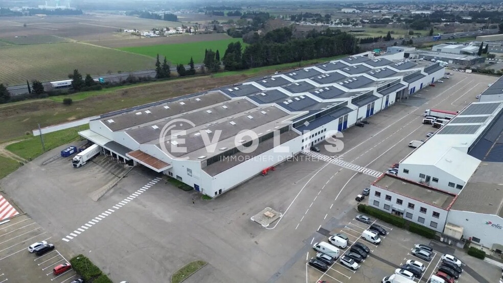 Office in Nîmes for lease - Aerial - Image 2 of 9