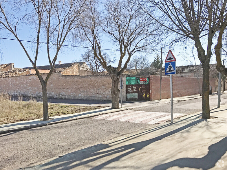 Calle Miguel Hernández, 1, Noblejas, Toledo for sale - Primary Photo - Image 1 of 2