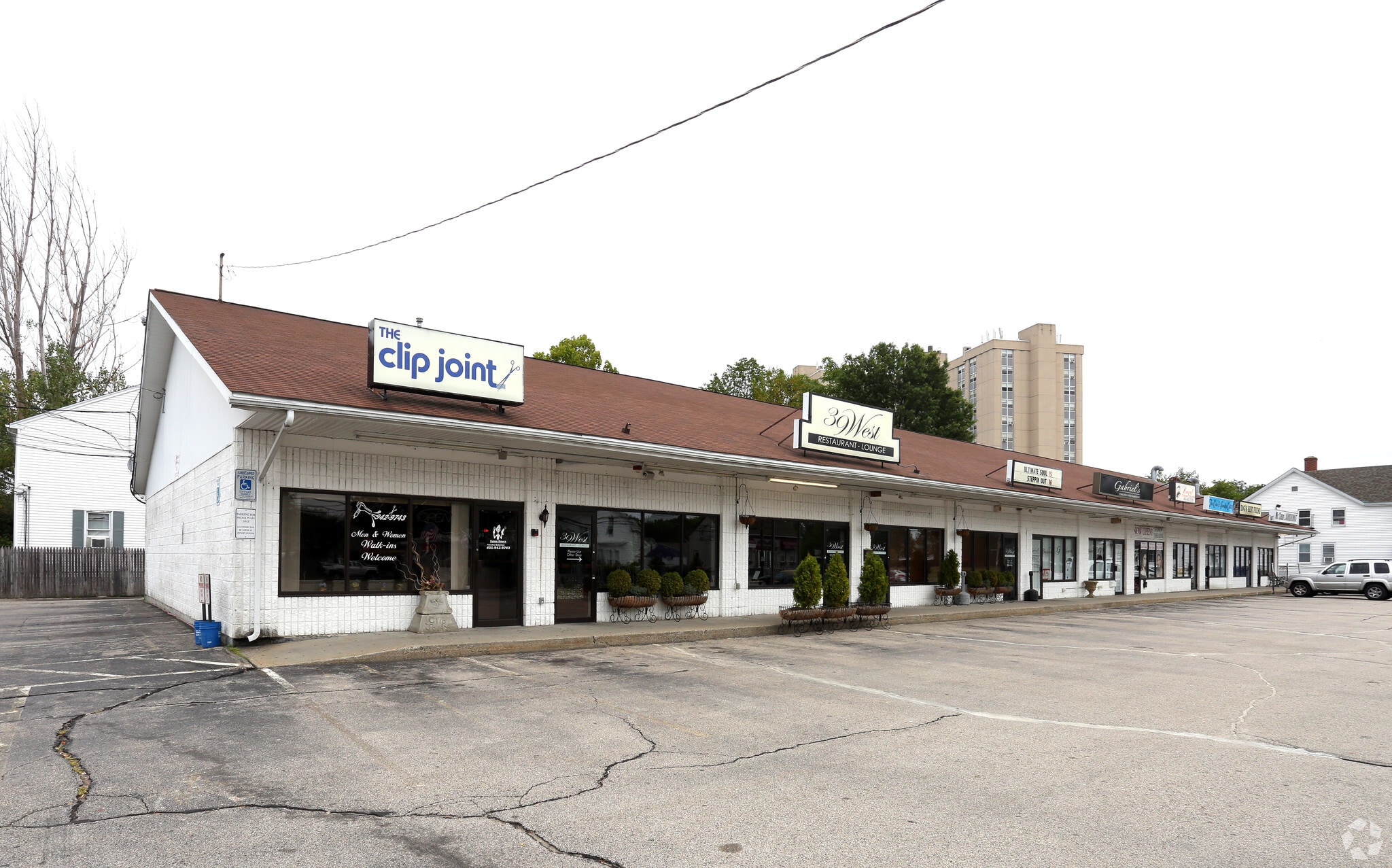 37-39 Phenix Ave, Cranston, RI for sale Primary Photo- Image 1 of 1