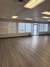 6250-6270 Edgewater Dr, Orlando, FL for lease Interior Photo- Image 1 of 7