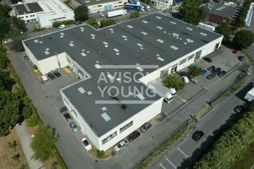 Flex in Valenton for lease - Aerial - Image 2 of 3