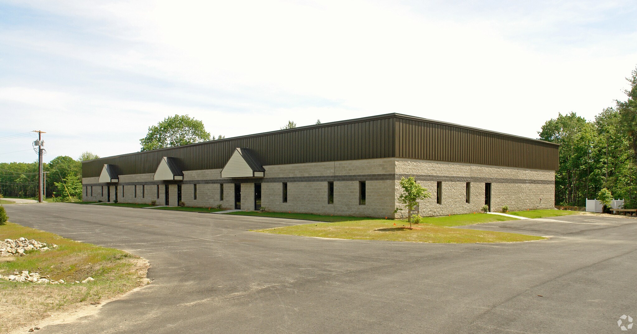 11 Mill Brook Rd, Saco, ME for sale Primary Photo- Image 1 of 1