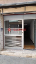 Retail in Esplugues De Llobregat, BAR for lease Building Photo- Image 2 of 11