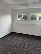 626 E Longview Dr, Appleton, WI for lease Interior Photo- Image 1 of 3