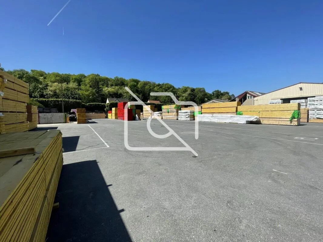 Industrial in Esbly for lease Construction Photo- Image 1 of 6