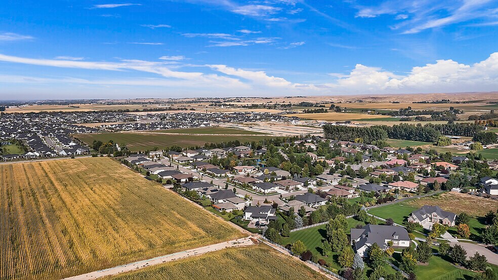 4807 W Little Feather Ln, Eagle, ID 83616