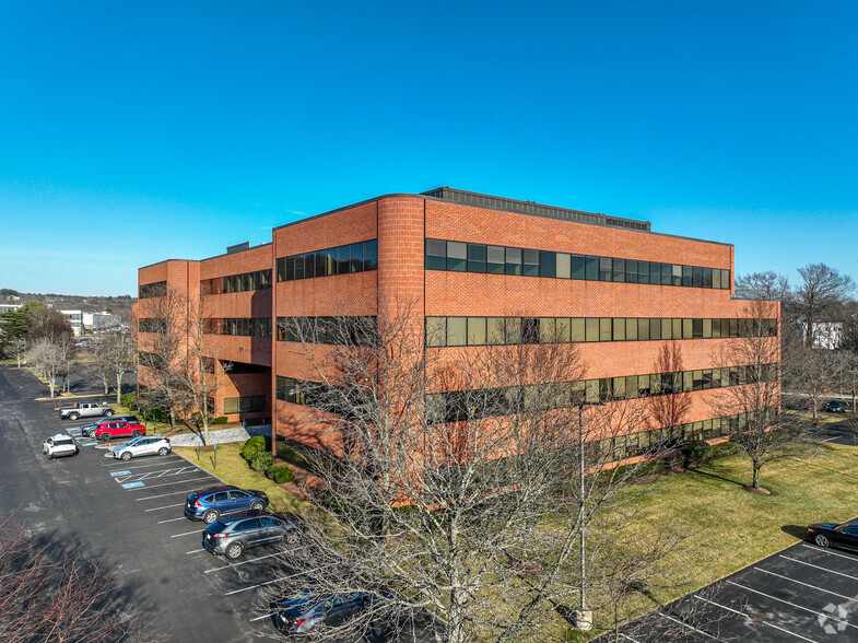 271 Waverley Oaks Rd, Waltham, MA for lease - Primary Photo - Image 1 of 13