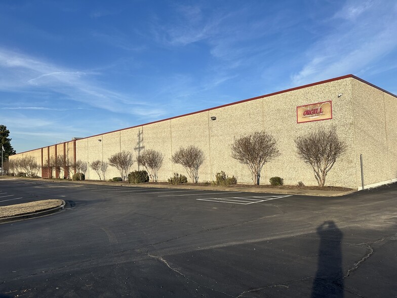 8950 Hacks Cross Rd, Olive Branch, MS for lease - Building Photo - Image 3 of 15