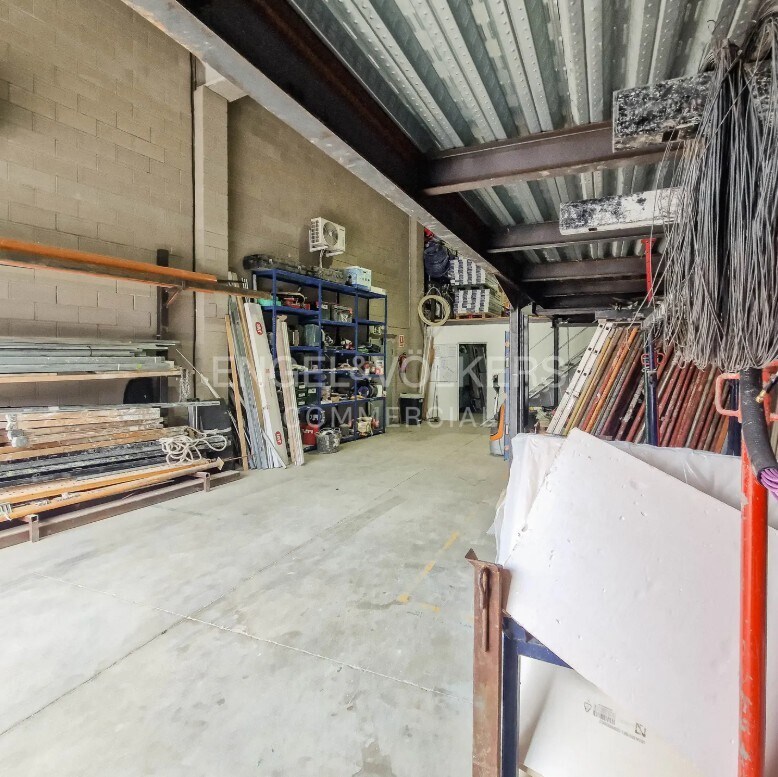 Sant Feliu de Llobregat, BAR 08980 - Unit 1 - - Interior Photo - Image 1 of 6