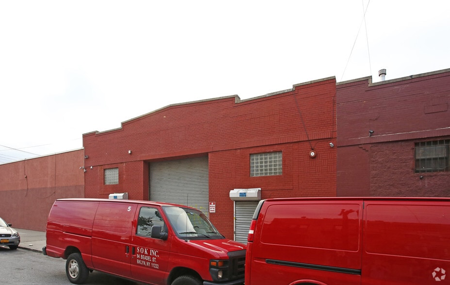 94 Beadel St, Brooklyn, NY for lease - Building Photo - Image 3 of 6