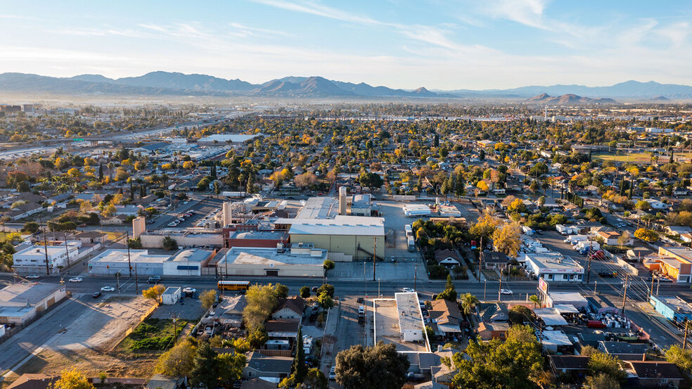 1060 W Base Line St, San Bernardino, CA for sale - Building Photo - Image 2 of 9