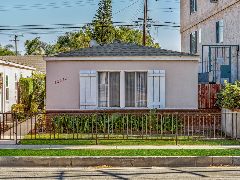 12028 Culver Blvd, Los Angeles, CA for sale - Primary Photo - Image 1 of 1