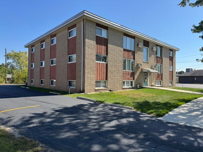 9620 Farmer Dr, Highland, IN for sale - Building Photo - Image 3 of 30