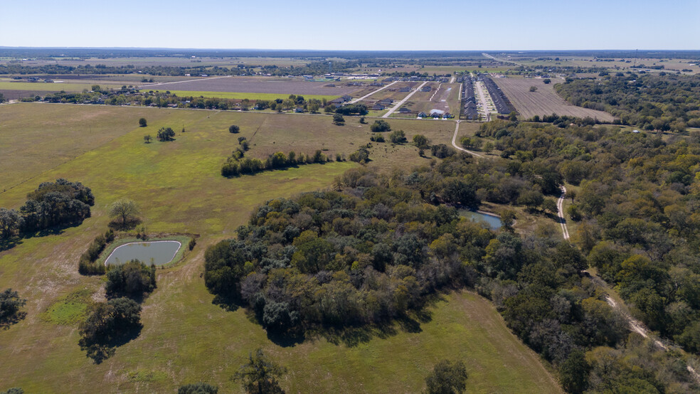 1015 Co 268 rd, Snook, TX for sale - Building Photo - Image 3 of 5