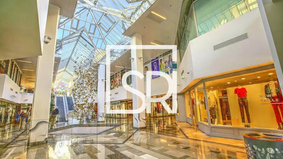 Retail in Clermont-Ferrand for lease - Building Photo - Image 2 of 10