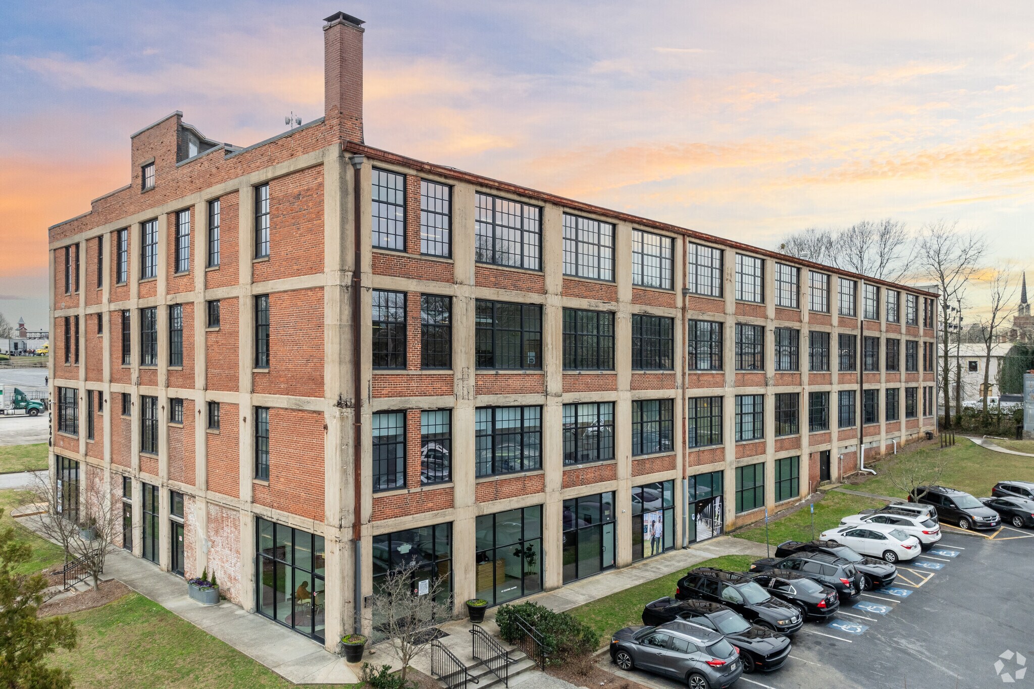 1526 E Forrest Ave, East Point, GA for sale Primary Photo- Image 1 of 1