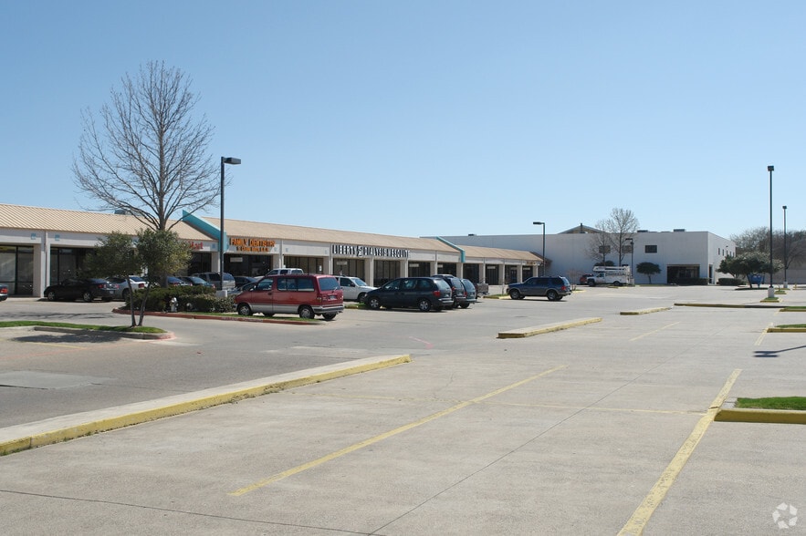 3330 N Galloway Ave, Mesquite, TX for lease - Primary Photo - Image 3 of 6