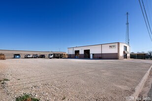 914 Arroyo Dr and 918 Arroyo Dr - 0.552 acres - Warehouse