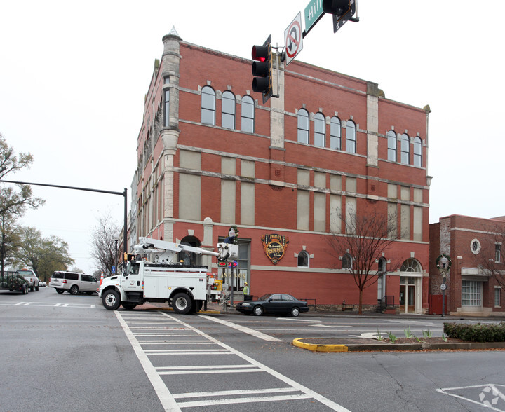 102 N Hill St, Griffin, GA for sale - Building Photo - Image 3 of 17