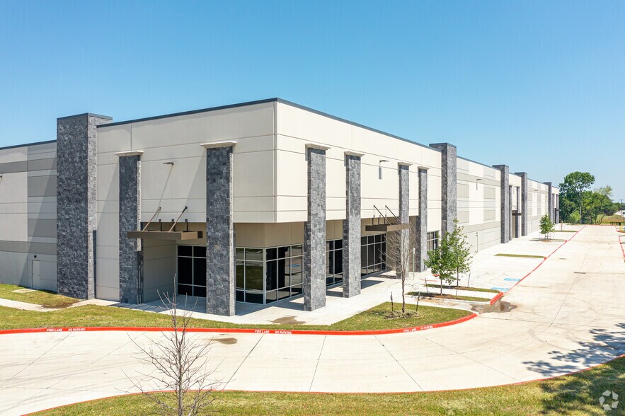 CORE5 Logistics Center At McKinney, McKinney, TX for sale - Primary Photo - Image 1 of 1