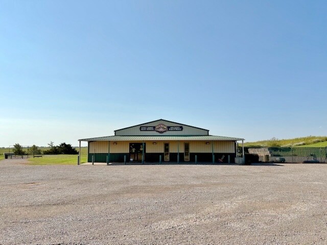 25254 S Frontage Rd, Weatherford, OK for lease Primary Photo- Image 1 of 5