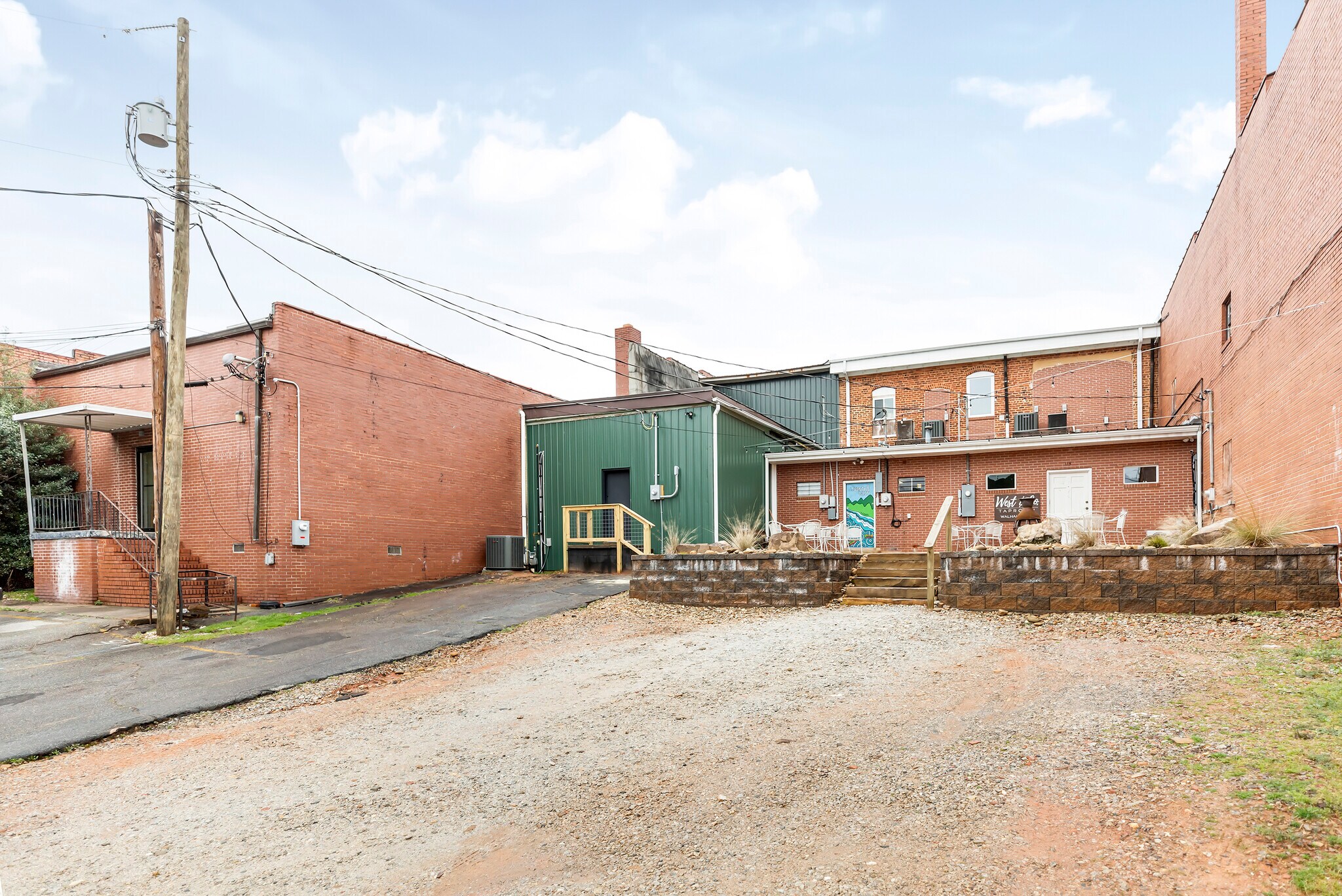 212 E Main St, Walhalla, SC 29691 Retail for Sale