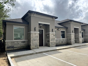 12410 Spring Cypress Rd, Tomball, TX for lease Building Photo- Image 2 of 15