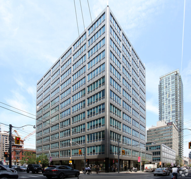 30 Adelaide St E, Toronto, ON for lease - Building Photo - Image 3 of 11